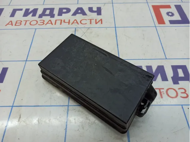 Крышка блока предохранителей Chevrolet Spark 96590372.