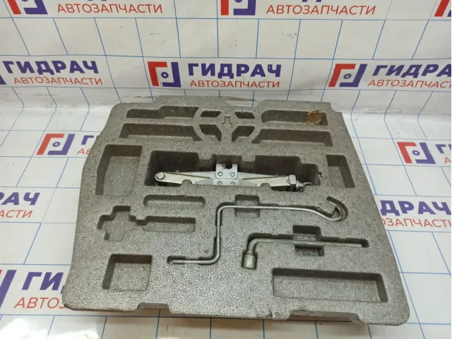 Ящик для инструментов Chevrolet Spark 96460442. В сборе.