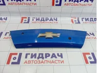 Накладка двери багажника Chevrolet Spark (M300) 95473506