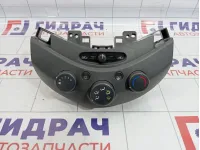 Блок управления отопителем Chevrolet Spark (M300) 95491266