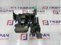 Педаль тормоза Chevrolet Spark (M300) 95202157