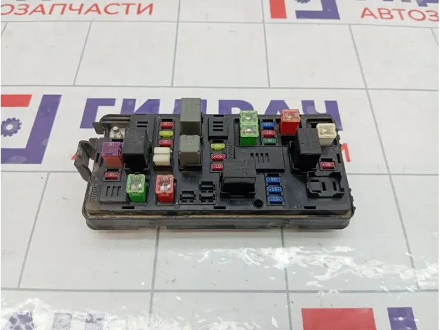 Блок предохранителей Chevrolet Spark