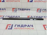 Накладка стекла наружная задняя левая Chevrolet Spark 95228888