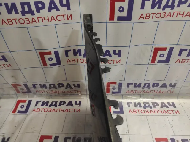 Бампер задний Chevrolet Tahoe (GMT900)