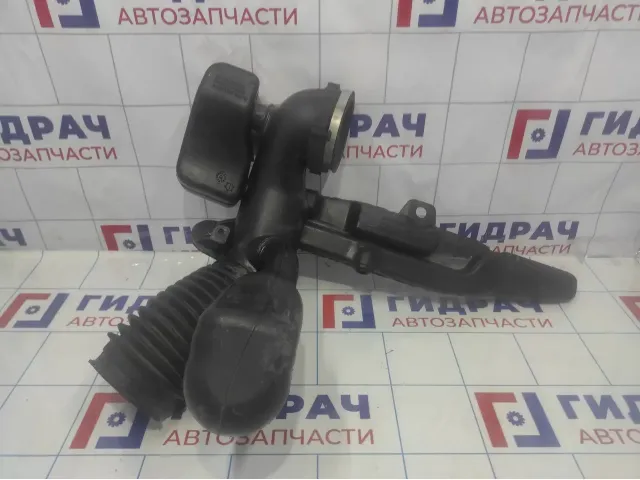 Патрубок воздушного фильтра Chevrolet Tahoe (GMT900) 15901934