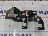 Петля двери передняя левая Chevrolet Tahoe (GMT900)