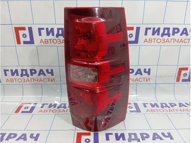 Фонарь задний правый Chevrolet Tahoe (GMT900)