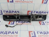 Накладка двери багажника Chevrolet Tahoe (GMT900) 23168608