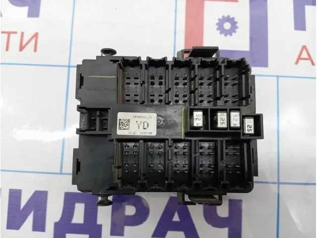 Блок предохранителей Chevrolet Tahoe (GMT900) 15780696