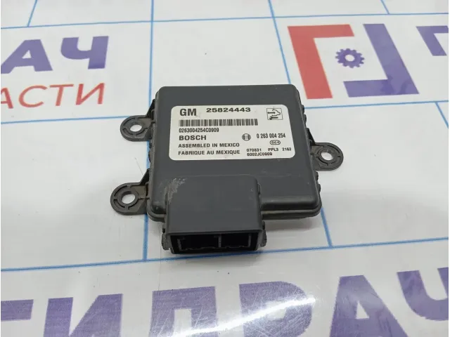 Блок управления парктроником Chevrolet Tahoe (GMT900) 25824443