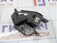 Замок багажника Chevrolet Tahoe (GMT900) 15893791