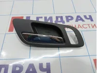 Ручка двери передней внутренняя левая Chevrolet Tahoe (GMT900) 22855606