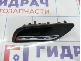Ручка двери задней внутренняя правая Chevrolet Tahoe (GMT900) 22855636