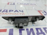Кнопка стеклоподъемника задняя левая Chevrolet Tahoe (GMT900) 25877776