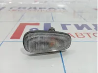 Повторитель поворота белый Chevrolet Tahoe (GMT900) 10364604