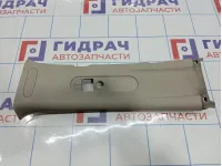 Обшивка стойки средней правой верхняя Chevrolet Tahoe (GMT900) 22821219