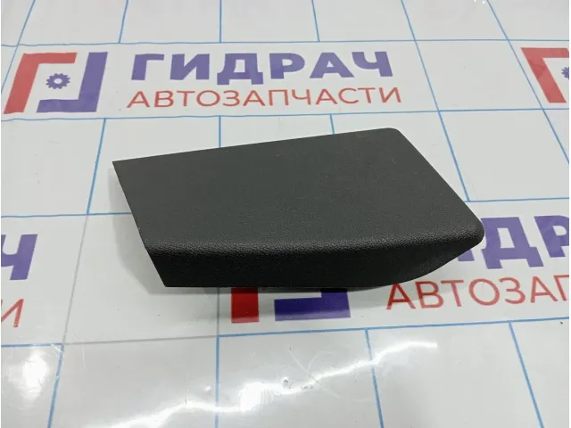 Накладка центральной консоли левая Chevrolet Tahoe (GMT900) 25776426