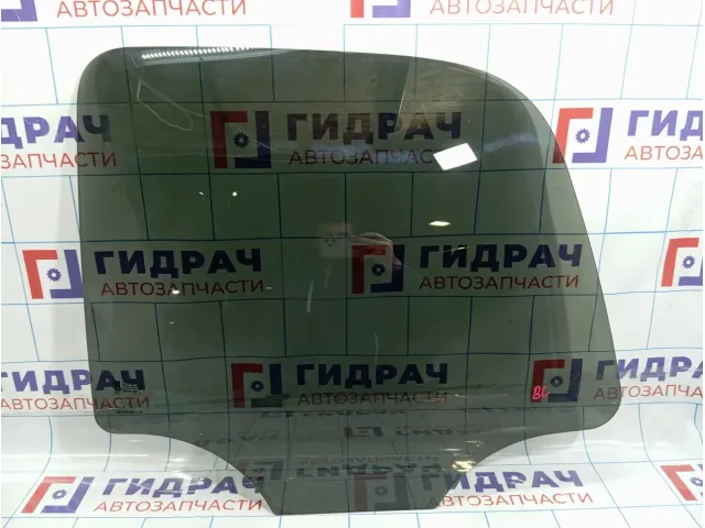 Стекло двери задней левой Chevrolet Tahoe (GMT900) 15175401