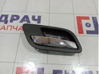 Ручка двери внутренняя задняя левая Chevrolet Tahoe 22855643