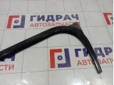 Накладка стекла заднего правого Chevrolet Tahoe 22774085