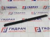 Уплотнитель стекла переднего правого Chevrolet Tahoe 20835971