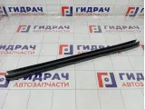 Уплотнитель стекла заднего левого Chevrolet Tahoe 22832144