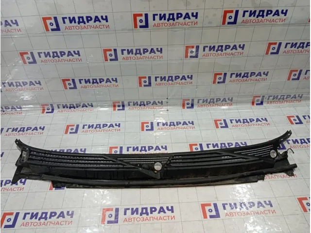 Решетка под лобовое стекло (Жабо) Chevrolet Tahoe 25872303