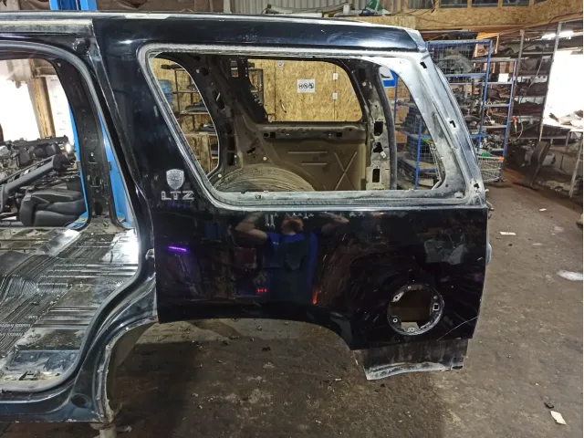 Крыло заднее левое Chevrolet Tahoe