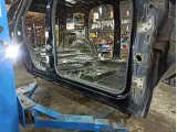 Порог со стойкой правый Chevrolet Tahoe