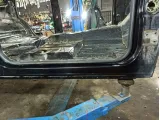 Порог со стойкой правый Chevrolet Tahoe