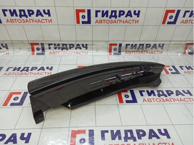Накладка крыла заднего левая Chevrolet Tahoe 25970635