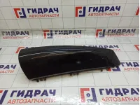 Накладка крыла заднего правая Chevrolet Tahoe 25970634