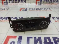 Блок управления климатической установкой Chevrolet Tahoe 25936130