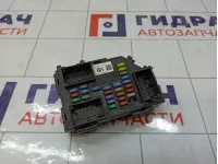 Блок предохранителей Chevrolet Tahoe 25815391
