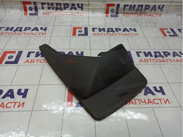 Брызговик задний левый Chevrolet Tahoe 19131708