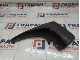 Брызговик задний правый Chevrolet Tahoe 19131707