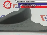 Накладка порога внутренняя задняя правая Chevrolet Spark 96602275. Потертость.