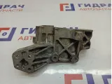 Кронштейн кондиционера Chevrolet Spark 96570946.