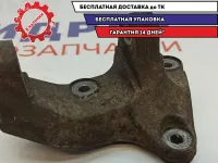 Кронштейн генератора Chevrolet Spark 96602577.