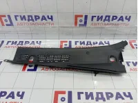 Решетка под лобовое стекло (Жабо) левая Citroen Berlingo 8251J5