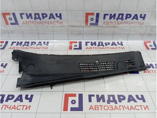 Решетка под лобовое стекло (Жабо) правая Citroen Berlingo 8251J6