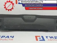 Обшивка багажника Citroen C4 9650007477. На заднюю панель. Царапины.