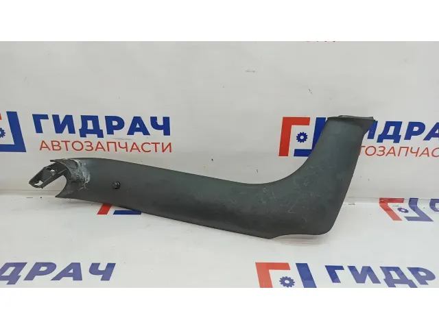 Обшивка двери багажника левая верхняя Citroen C4 8748FS. Дефект.