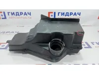 Резонатор воздушного фильтра Citroen C4 144067. Дефект.