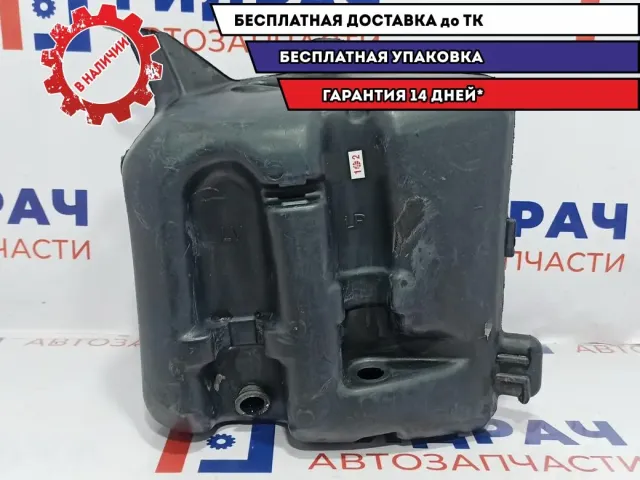 Бачок омывателя лобового стекла Citroen C4 6431F9. Под два насоса.