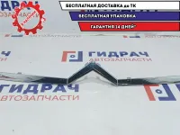 Молдинг переднего бампера Citroen C4 7452FF. Дефект.