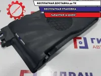 Кронштейн задней полки правый Citroen C4 9647008377.