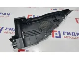 Кронштейн задней полки правый Citroen C4 9647008377.