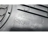 Кронштейн задней полки правый Citroen C4 9647008377.