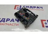 Блок предохранителей Citroen C4 6580AT.